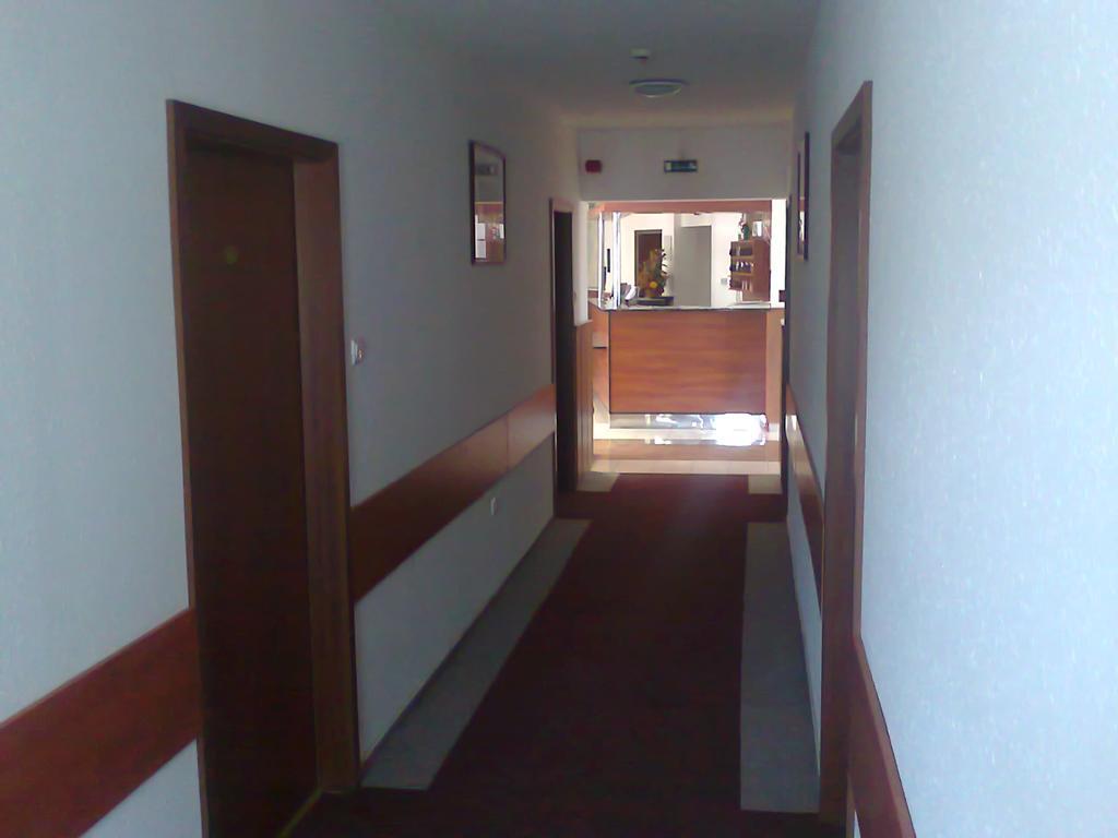 Pontis Hotel Biatorbágy Quarto foto