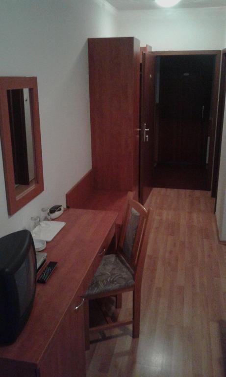 Pontis Hotel Biatorbágy Quarto foto
